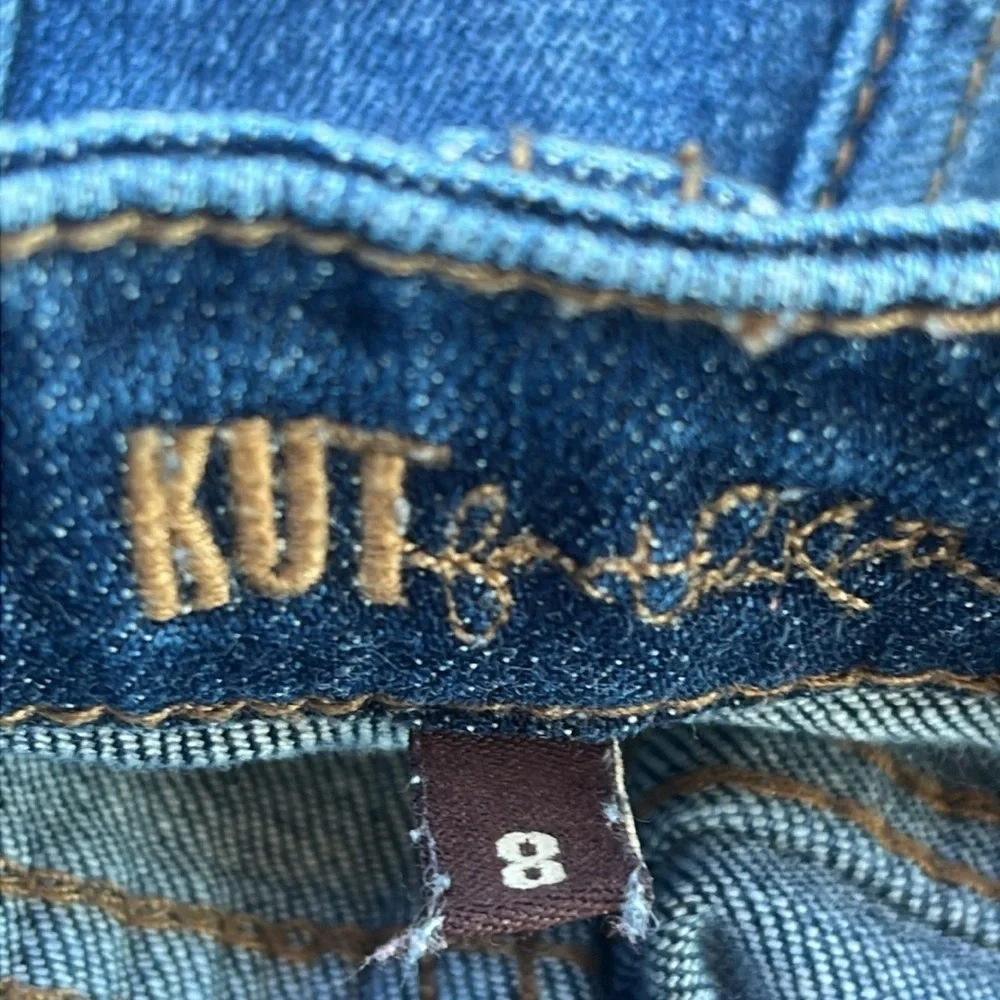 Kut from the Kluth Catherine Slouchy Boyfriend Jean - size 8
